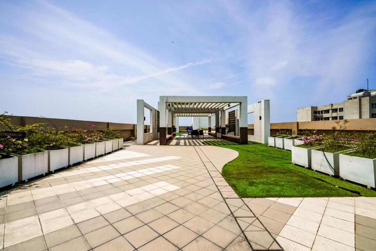 The Radiance Manila Bay Studio Exterior photo